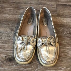 Sperry boat shoes ✨